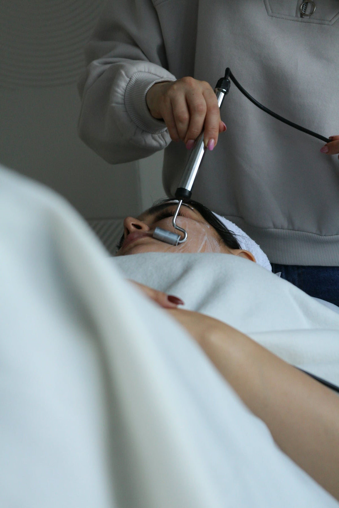 Leveraging IPL for Effective Long-Term Laser Hair Removal - MomDaughts UAE