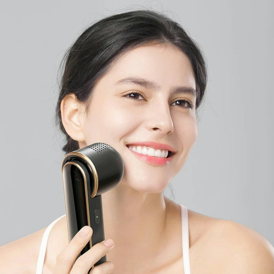 The Ultimate Guide to IPL Laser Hair Remover for Beginners - MomDaughts UAE